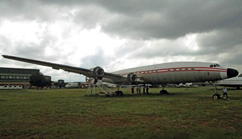 ZS-DVJ relocation 20170217 SAA Museum Starliner IMG 2442 -750