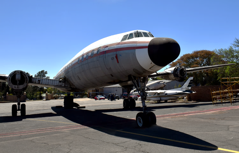 ZS-DVJ relocation 20180914 on her feet 19 DSC 3807