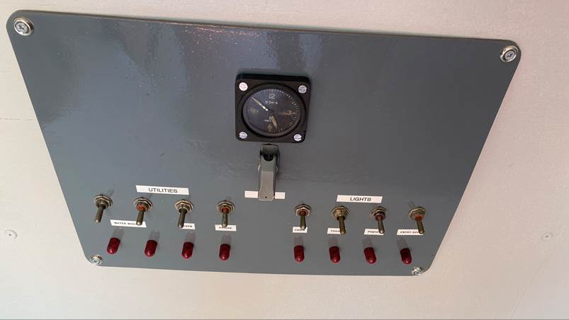 A close-up of a control panel

Description automatically generated